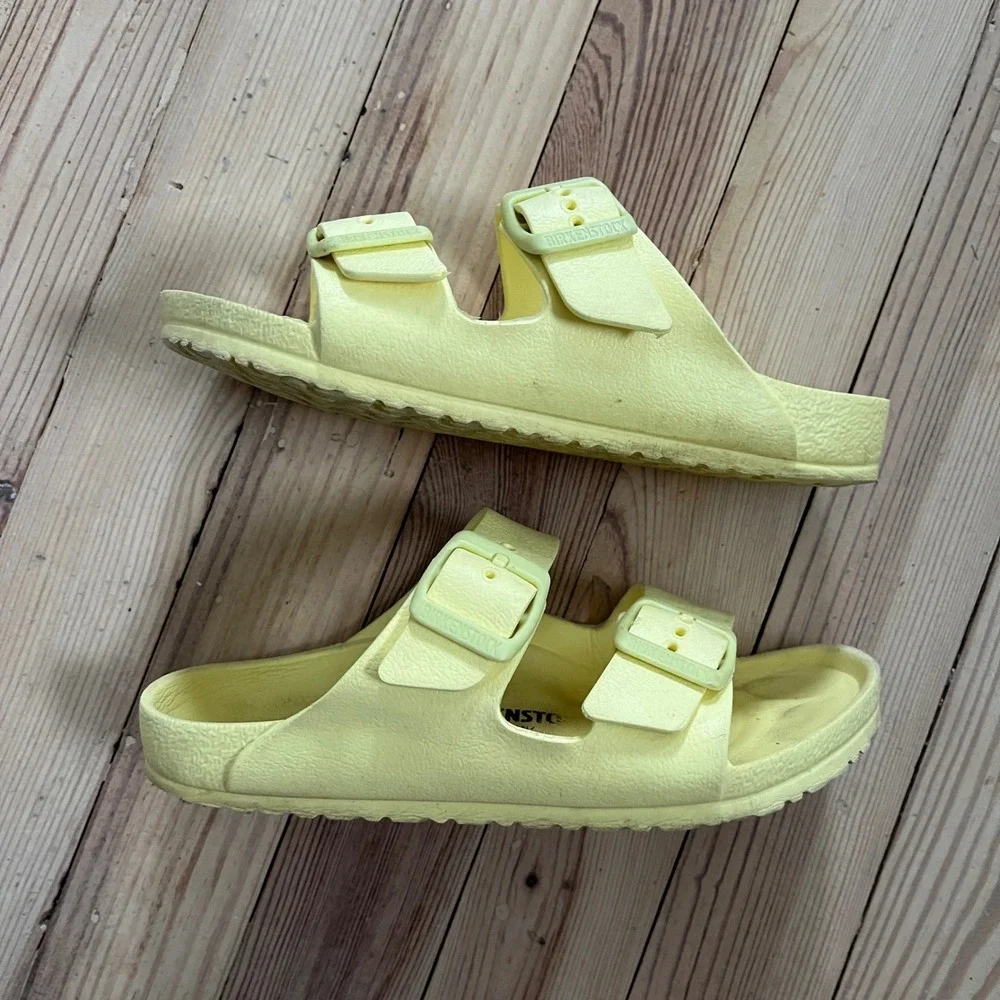 Birkenstock Arizona EVA Sandals Kids Size 33 US 2 Yellow slipon Waterproof Slide